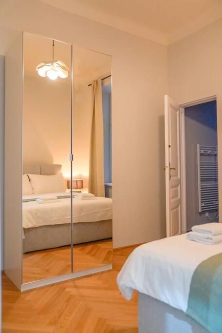 Boutique Suite Near Museum District Wien Eksteriør bilde